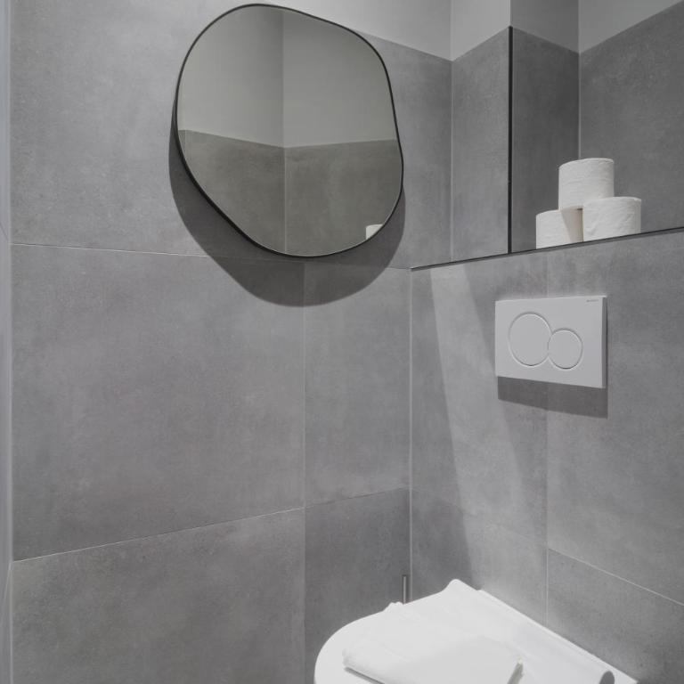 Spacious and elegant 2BR airconditioned Trocadéro - Appartement 2 Chambres - 27