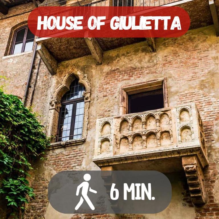 10' Piazza Erbe, Elegance in the Heart of Verona - Two-Bedroom Apartment with River View - 25