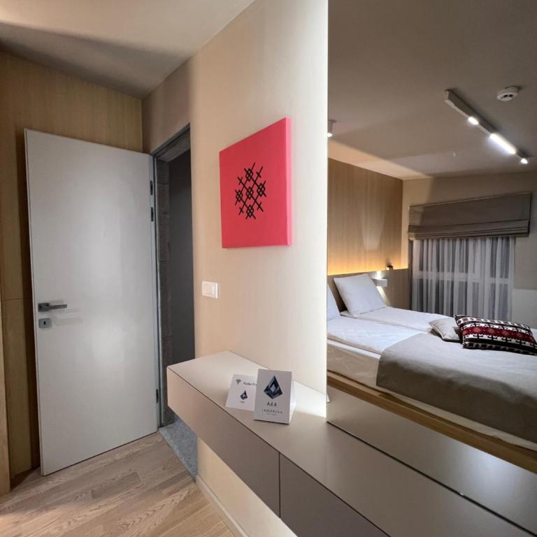 Luxury Ski Apartment A64 Aparthotel VUČKO Jahorina Private host - Three-Bedroom Apartment with View - 50