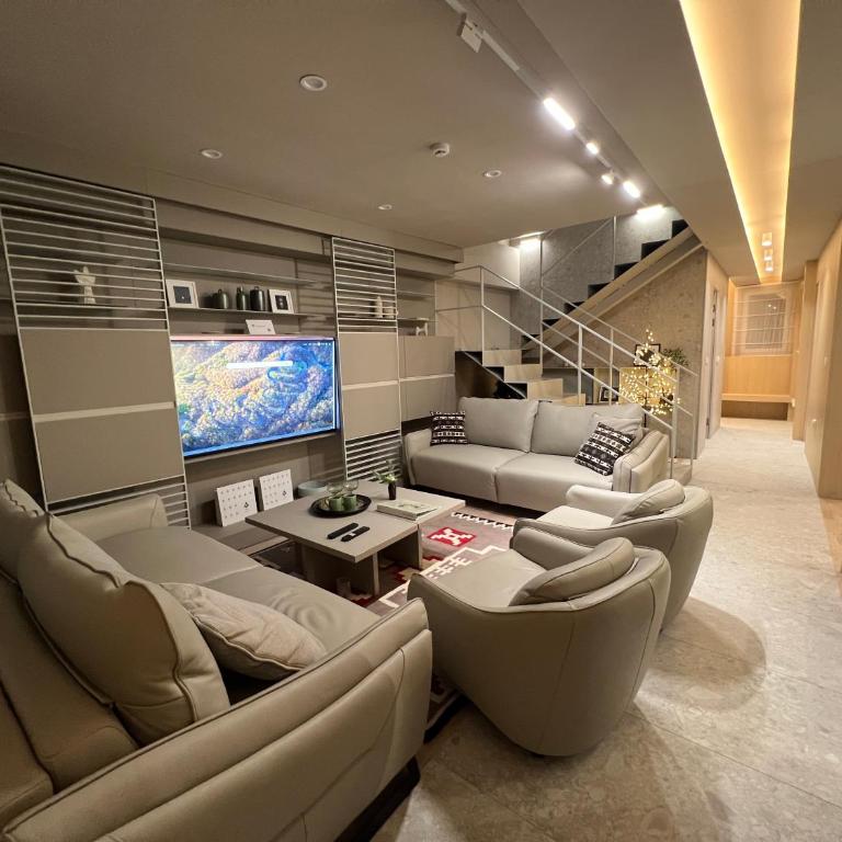 Luxury Ski Apartment A64 Aparthotel VUČKO Jahorina Private host - Three-Bedroom Apartment with View - 53