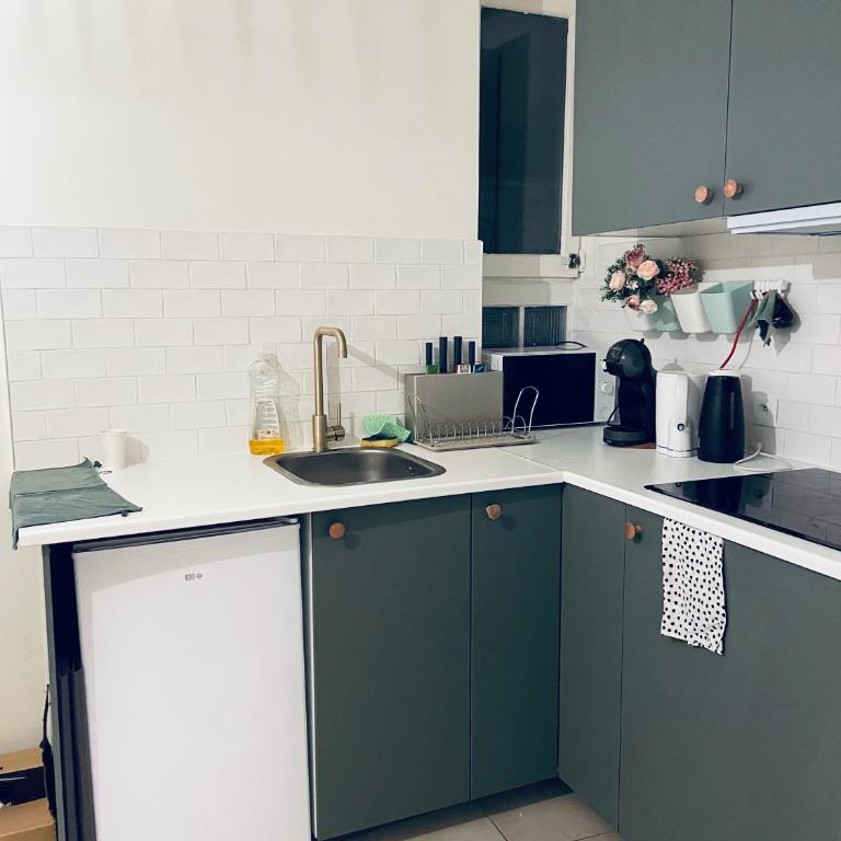 Jin's cosy apartment at Paris 10ème - Suite 2 Chambres - 12