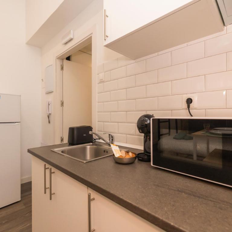 Modern Luxury in Prime Location 68 - Apartamento de 1 dormitorio - 47