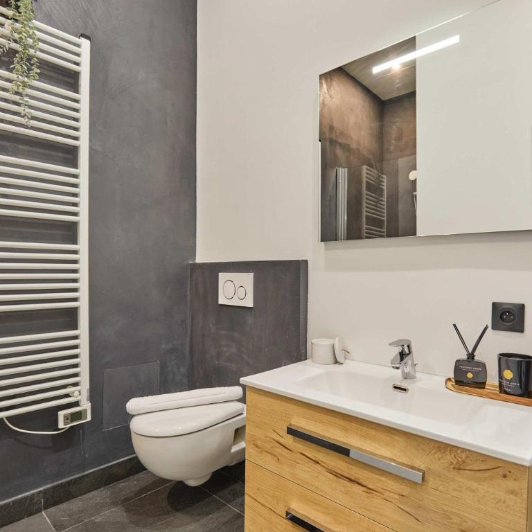 Charming & Modern Studio Center of Paris - Apartment - 2