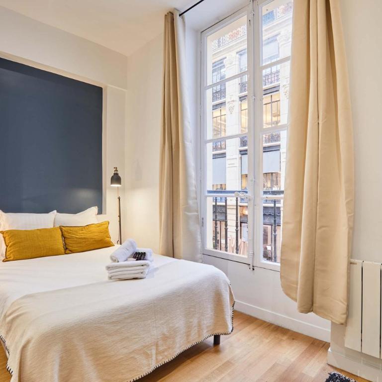Charming & Modern Studio Center of Paris - Apartment - 8
