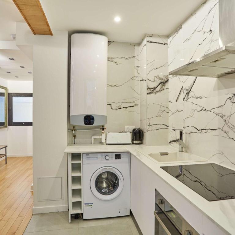 Spacious Apartement center of Paris Montmartre - Appartement - 8