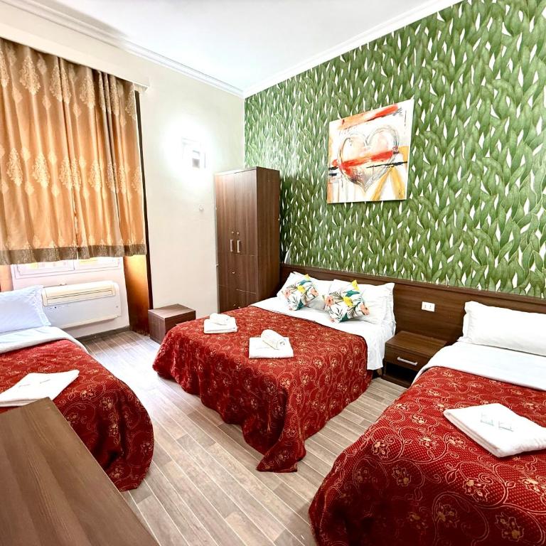 Royal Termini Guest House - Camera Familiare - 27