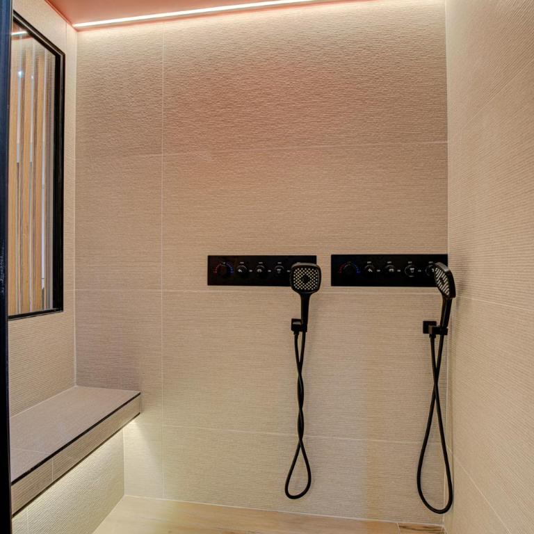 Suite Spa & détente , Centre Bourgoin, Wifi rapide - Appartamento con 1 Camera da Letto - 13