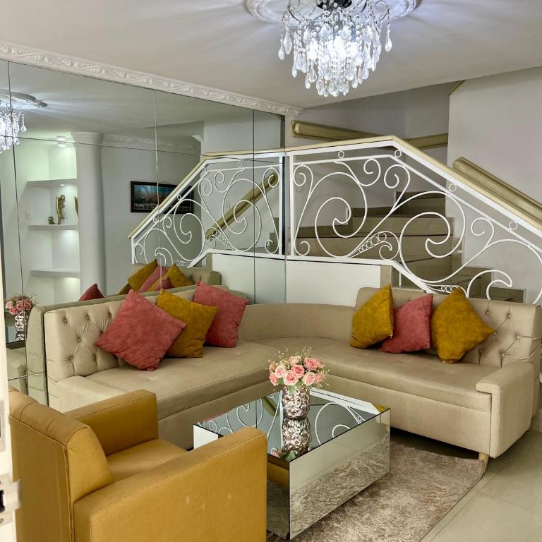 Casa full Confort en el corazón de valledupar - Casa de 5 dormitorios - 1