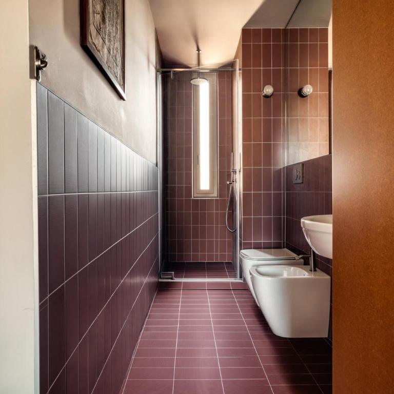 Just Urban Stays - Chic Retro 1BR Apartment -10 min by tram to Duomo - Appartamento con 1 Camera da Letto - 22