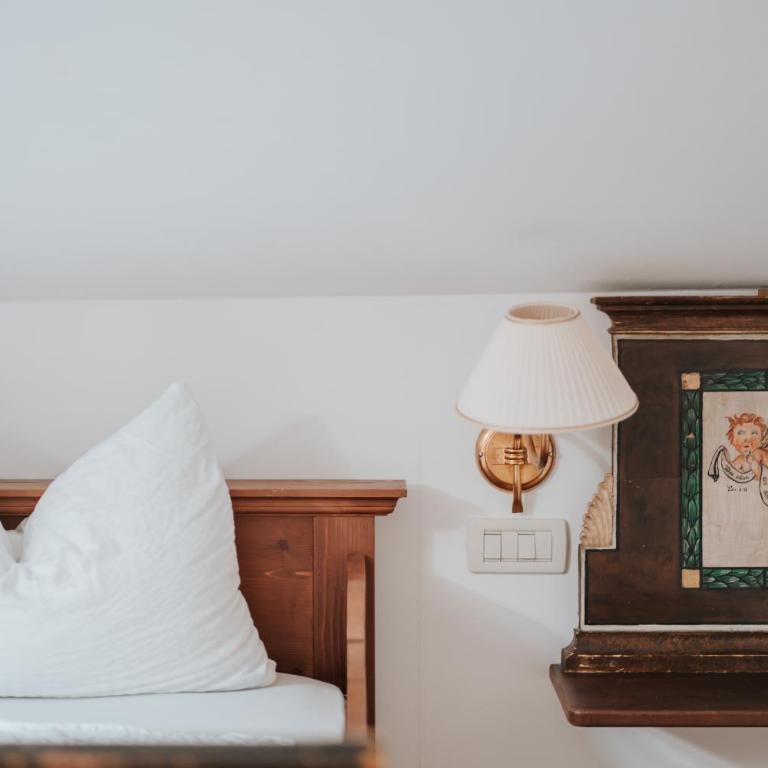 Ansitz Gurtenhof bei Meran, Apartments, Bett und bike Betrieb, eingezäunter Garten, Sauna, Eintritt ins Schwimmbad und Südtirol Pass - Appartamento con 2 Camere da Letto e Vista Giardino - 11