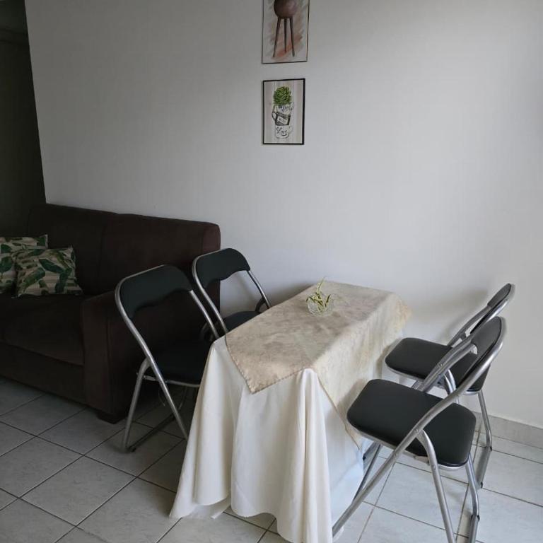 Esquina Mburucuya - Habitación Doble con baño privado - 7