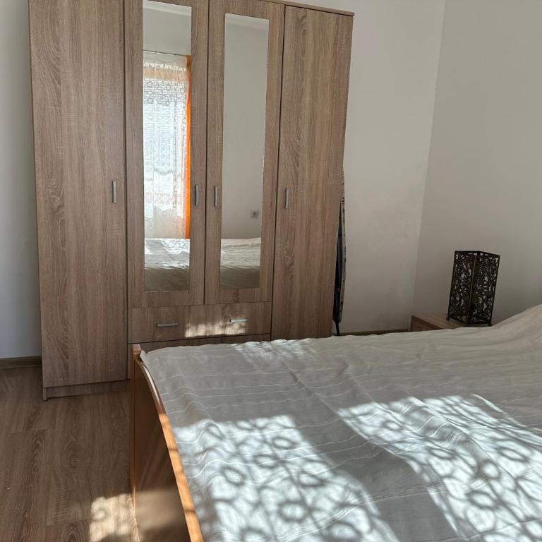 One-bedroom apartment 5 minutes from the city center - Apartman sa 1 Spavaćom Sobom - 6