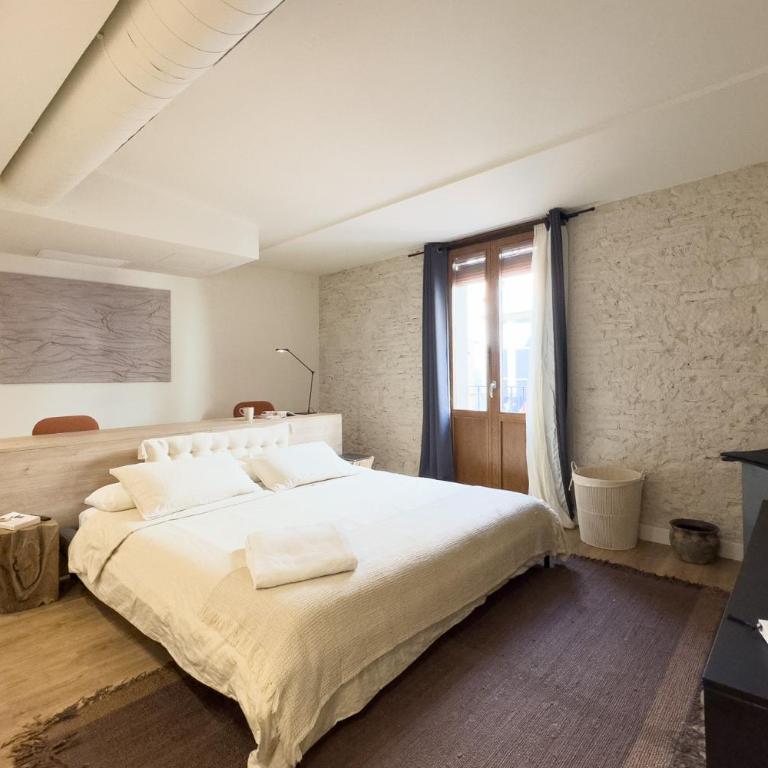 Design Apartments & Studios Ciudad Vella - Estudio Deluxe - 1