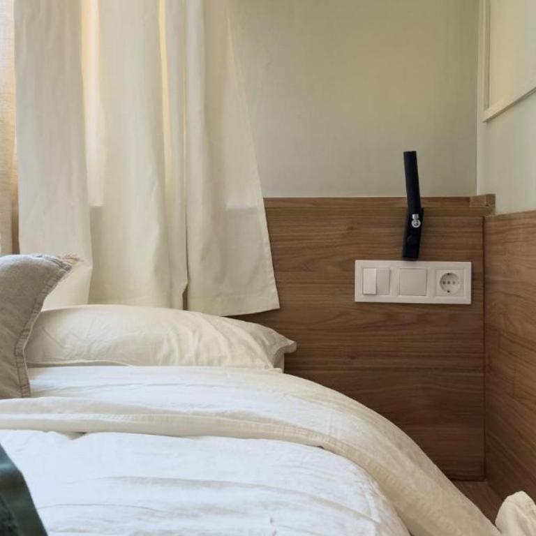 Design Apartments & Studios Ciudad Vella - Apartamento de 1 dormitorio con balcón - 10