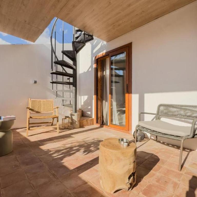 Design Apartments & Studios Ciudad Vella - Apartamento Ático - 2