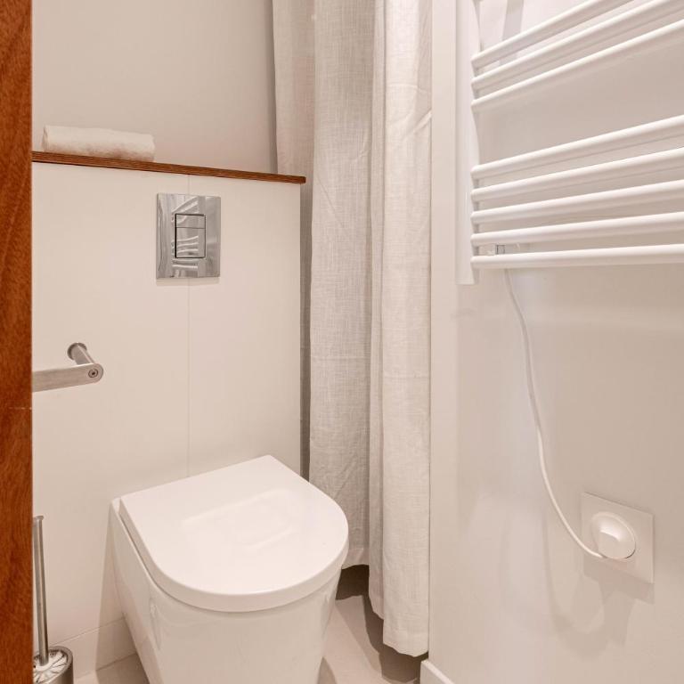 White - cœur Chartrons Jardin Public - Parking - Clim - Appartamento con 1 Camera da Letto - 12