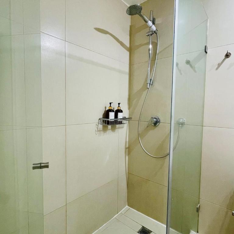 Estilo y confort en El Golf Las Condes - One-Bedroom Apartment - 17
