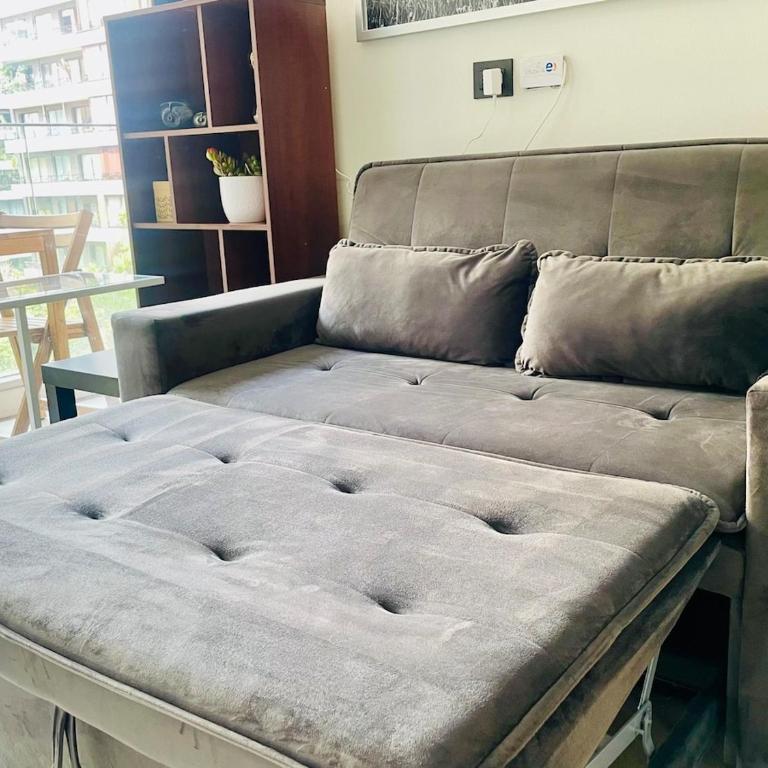 Estilo y confort en El Golf Las Condes - One-Bedroom Apartment - 5