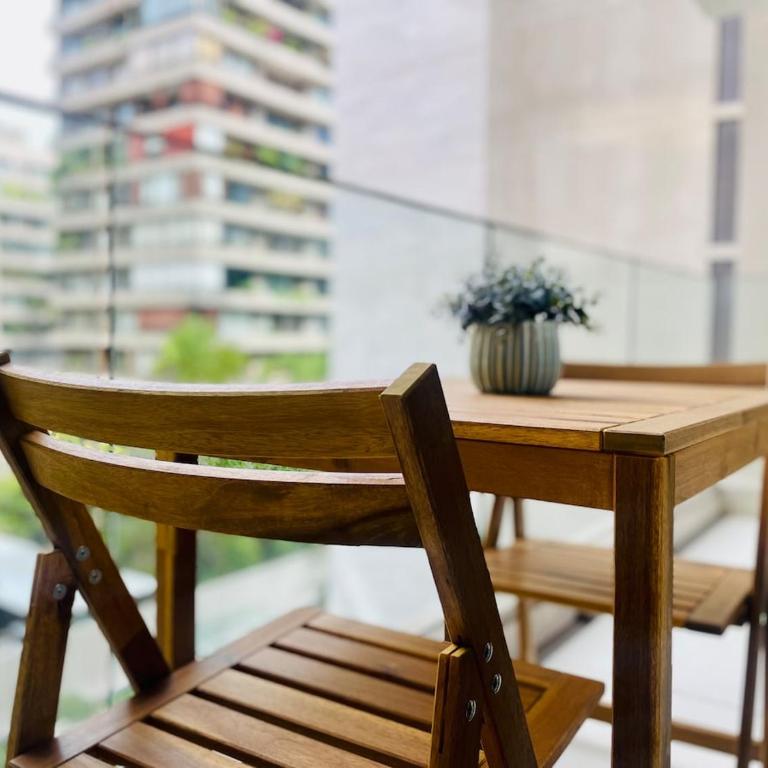 Estilo y confort en El Golf Las Condes - One-Bedroom Apartment - 24