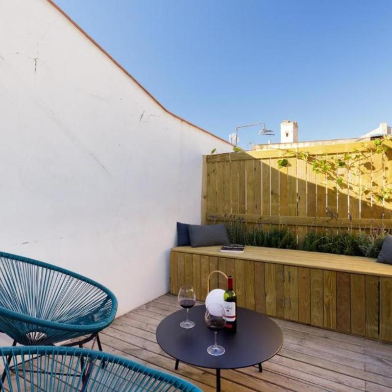 Design Apartments & Studios Ciudad Vella - Apartamento de 2 dormitorios con terraza - 10