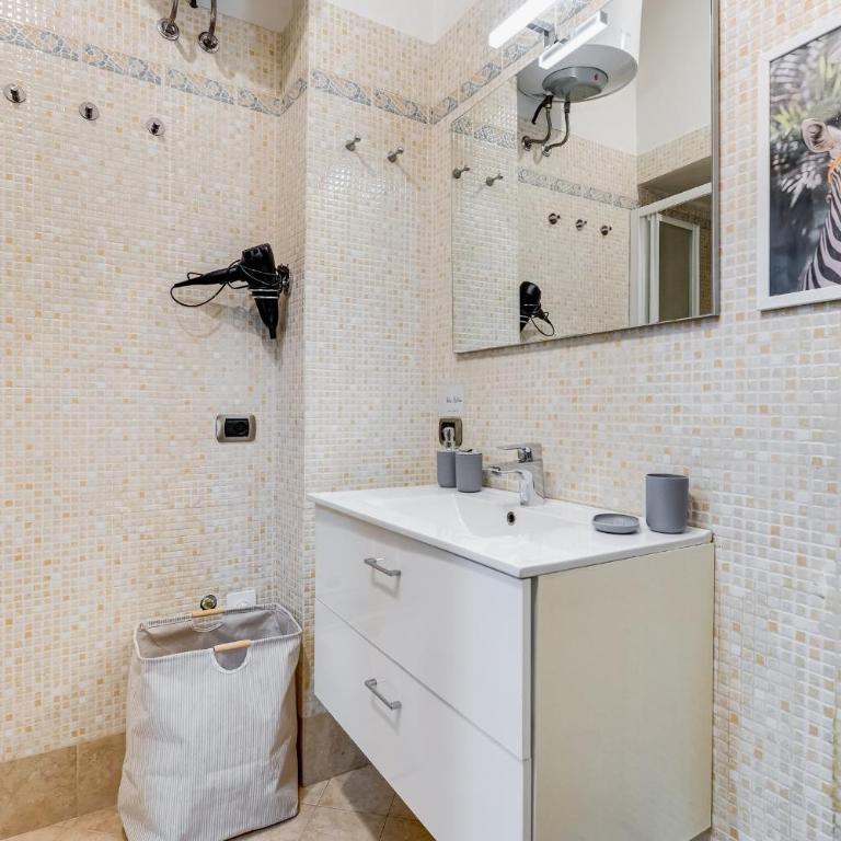 Fine Line House in Trastevere, with Puccio - Appartamento con 2 Camere da Letto - 66