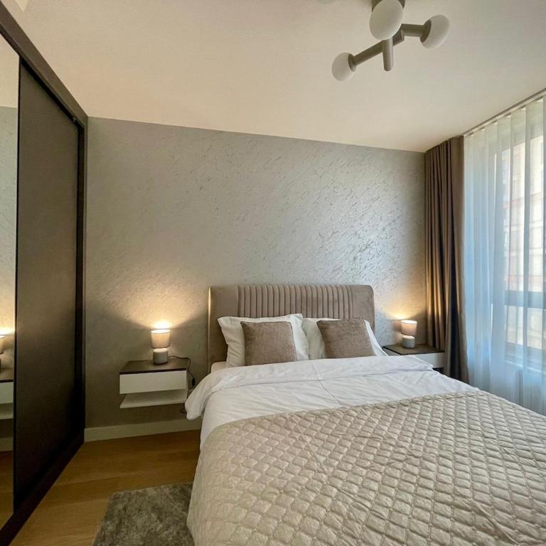 City Crown Residence Modern Two Bedroom at BW - Two-Bedroom Apartment - 7