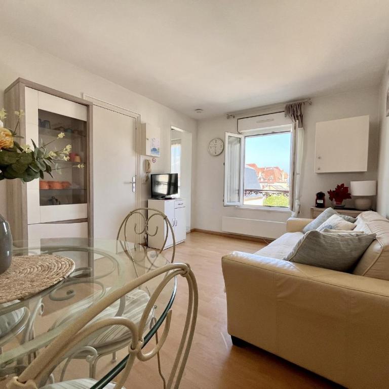 Deauville 2 chambres à deux pas de La Place Morny - Appartamento con 2 Camere da Letto - 2