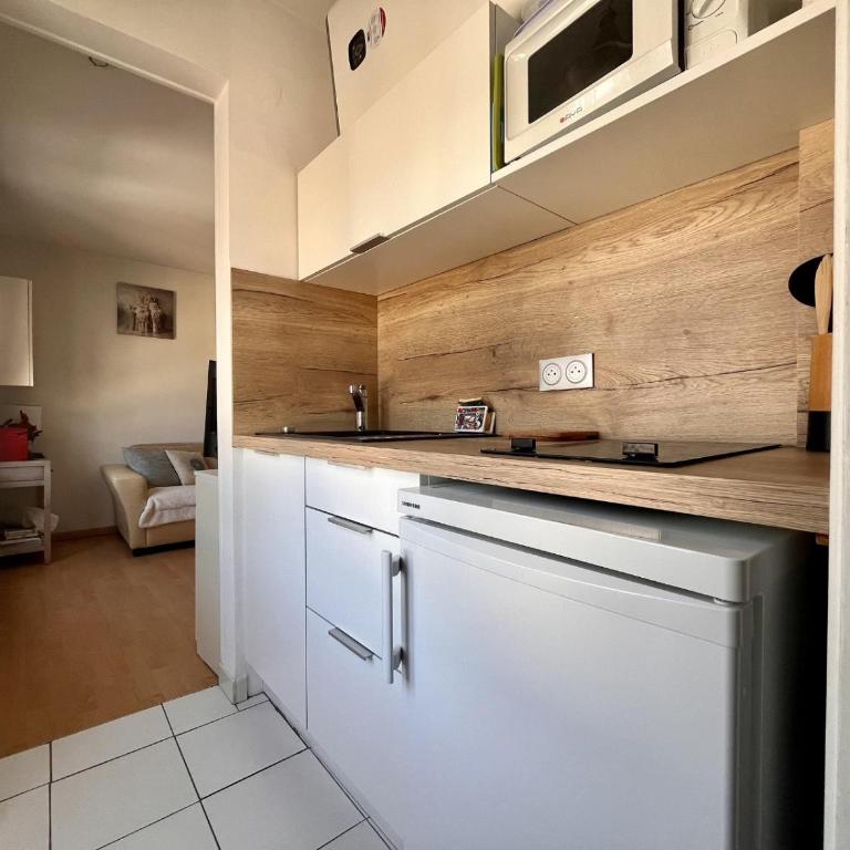 Deauville 2 chambres à deux pas de La Place Morny - Appartamento con 2 Camere da Letto - 3