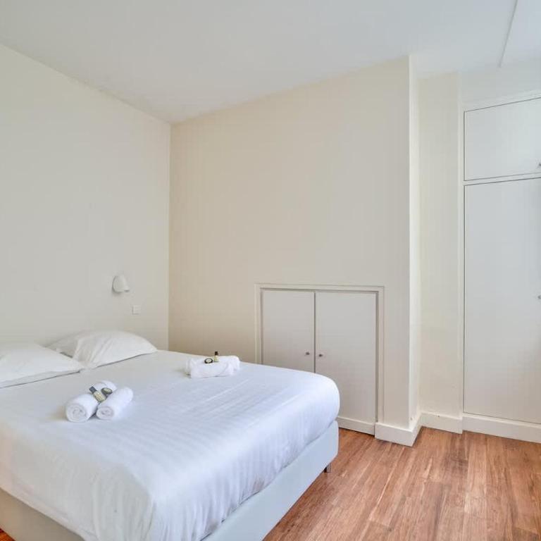 Charmant appartement a Saint Germain - Appartement - 14