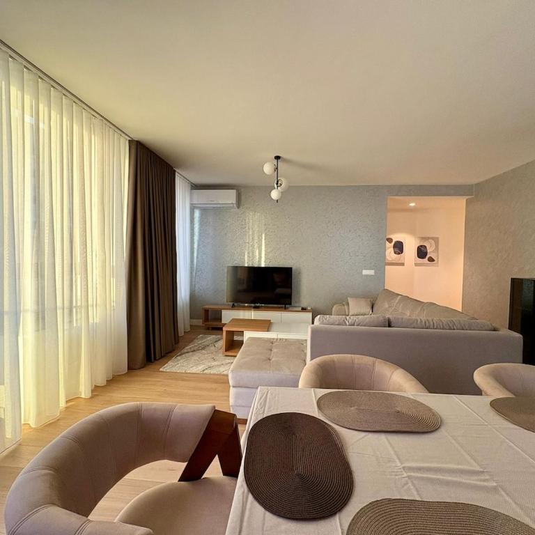 The Grand Horizon Luxury Two Bedroom at BW - Two-Bedroom Apartment - 18