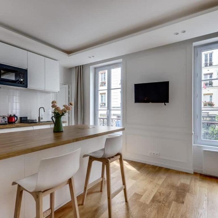 Bel appartement au coeur de Paris - Apartamento - 16