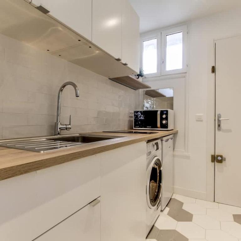 Cute 1 Bed with Balcony in the heart of the Marais - Studio - 3