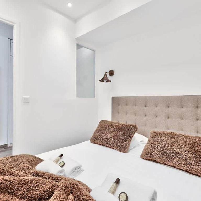 Bel appartement pres des Champs-Elysees - Appartement - 5
