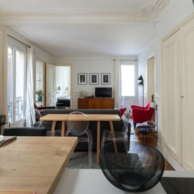 Superbe appartement haussmannien au coeur de Paris - Appartement - 11
