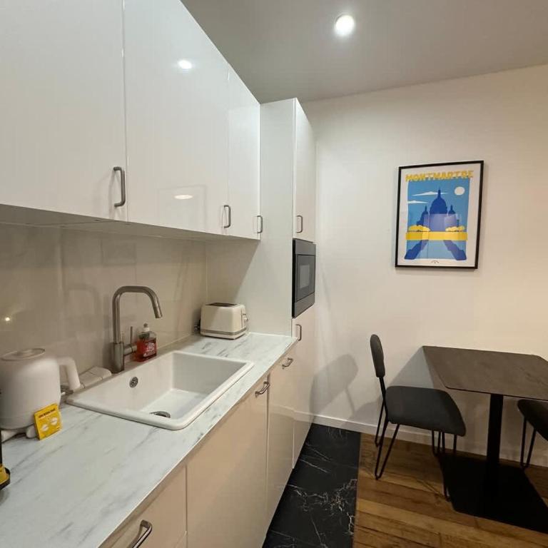 Charmant appartement proche Montmartre - Apartment - 21