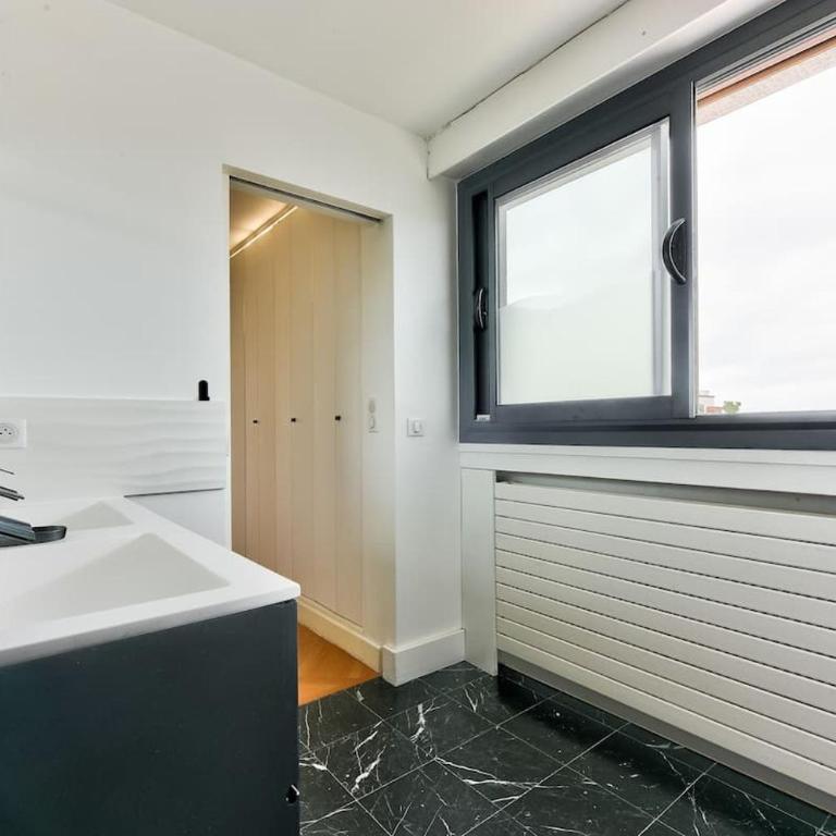 Splendide terrasse avec vue Tour Eiffel - Appartement - 11