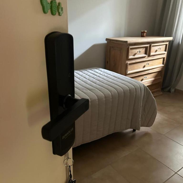 Frida - Habitación Individual Estándar con baño compartido - 1