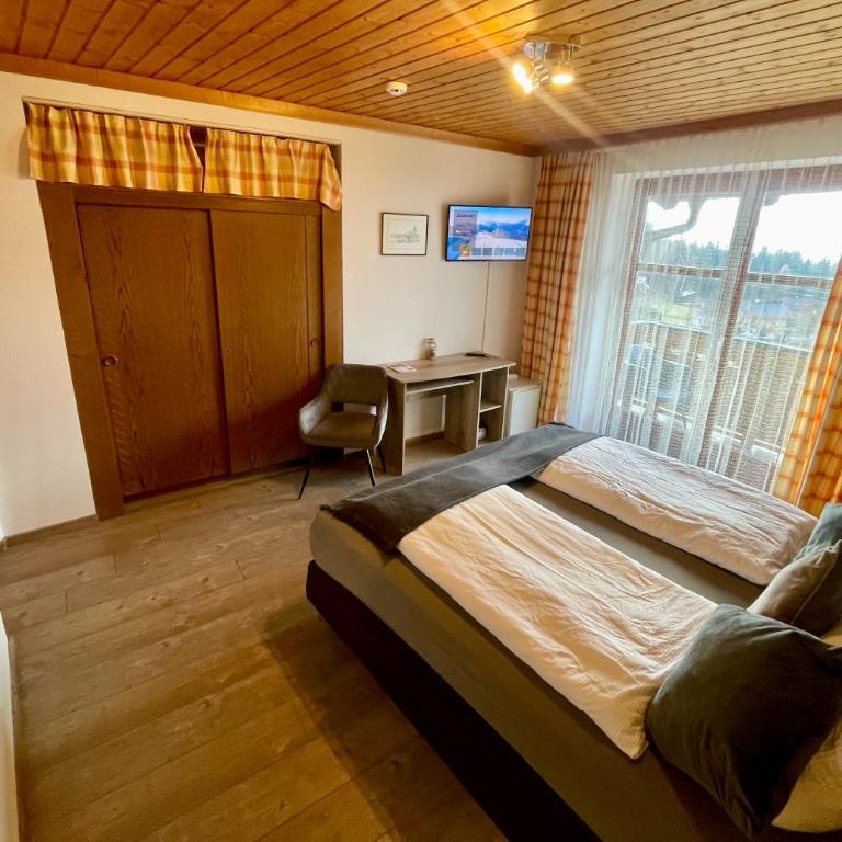 Hotel-Gasthof Lammersdorf - Doppelzimmer mit Bergblick - 4