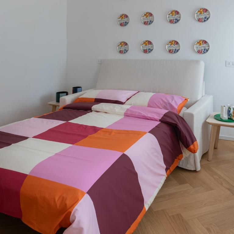 NEST LIVING Red Velvet - Appartamento Deluxe con 2 Camere da Letto e Balcone - 14