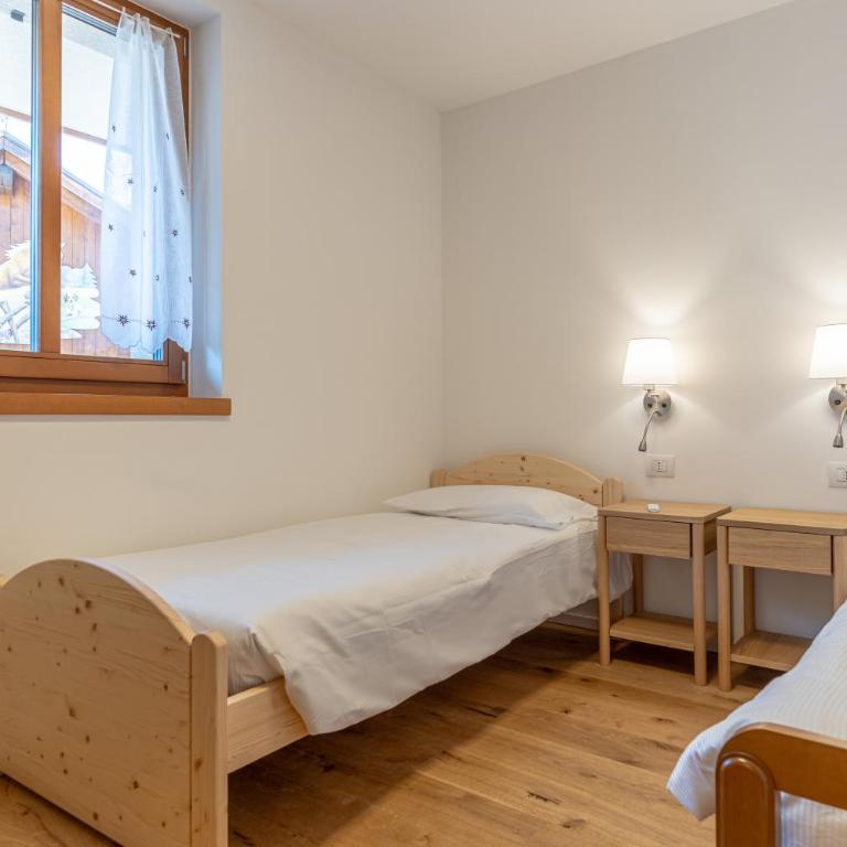 Costa Alpine Suite - Appartamento con 2 Camere da Letto e Balcone - 5