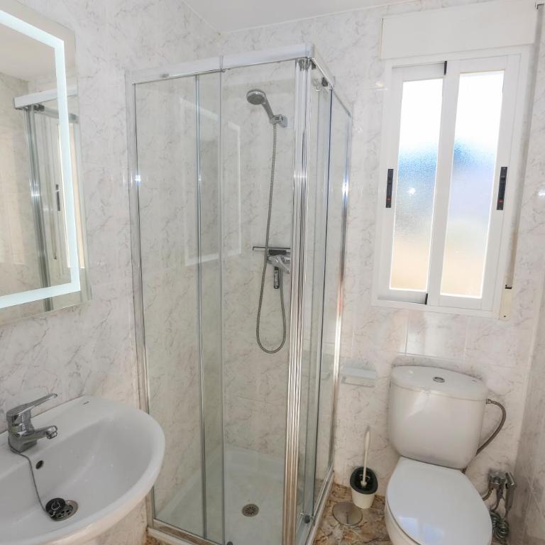 Horizon Sea Views and Garage - Three-Bedroom Apartment - 20