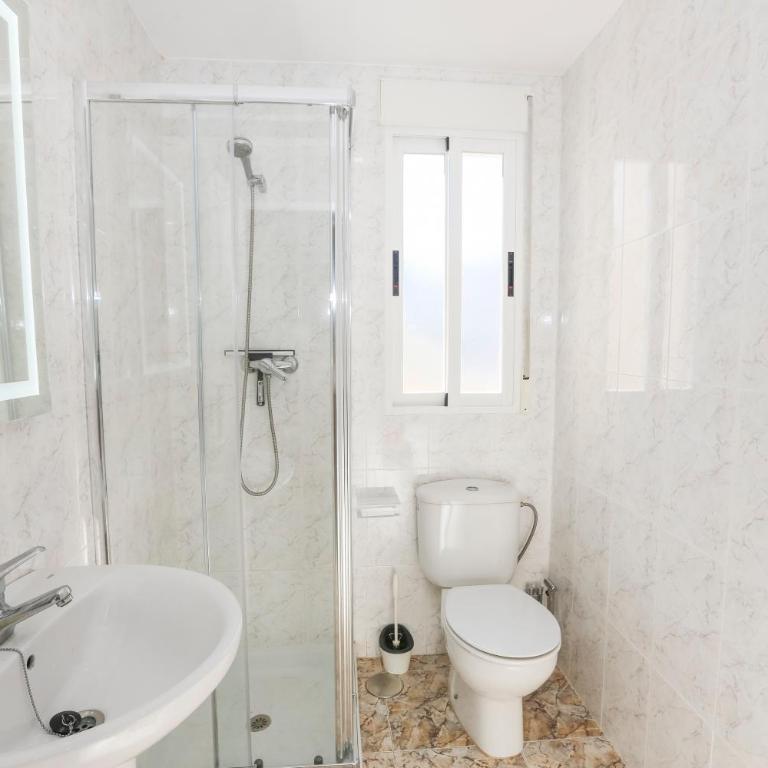 Horizon Sea Views and Garage - Three-Bedroom Apartment - 50