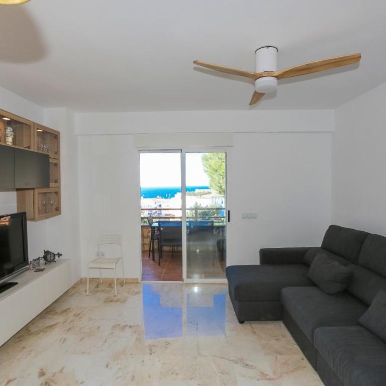 Horizon Sea Views and Garage - Three-Bedroom Apartment - 56