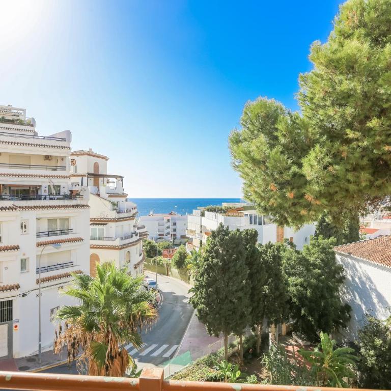Horizon Sea Views and Garage - Three-Bedroom Apartment - 63