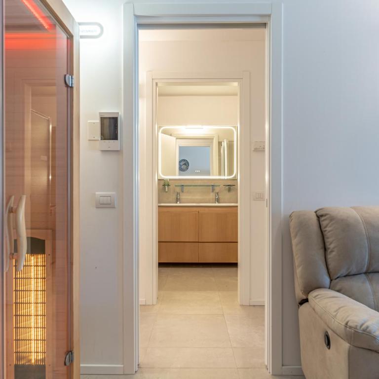 Costa Alpine Suite - Appartamento con 2 Camere da Letto e Balcone - 26