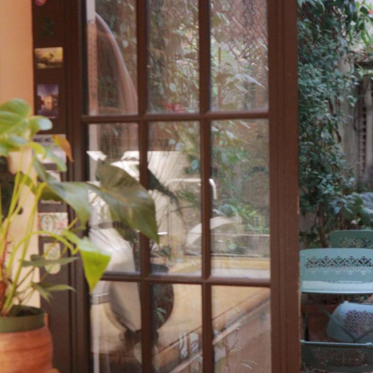 Comme dans une maison au milieu du 5ème Paris - Deluxe One-Bedroom Apartment with Garden View - 3