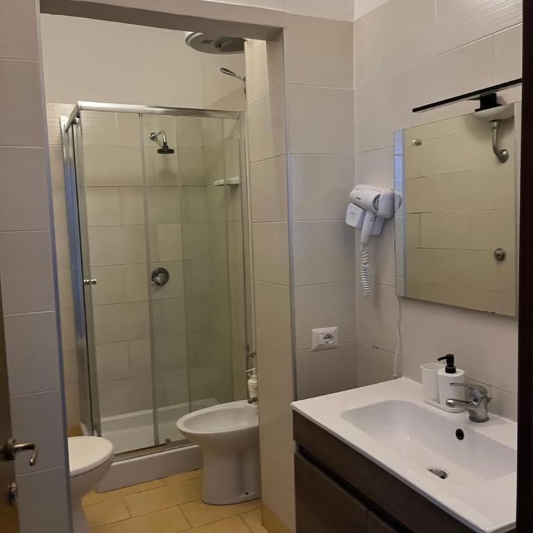 B&B LA CONIGLIERA - Camera Matrimoniale Deluxe (2 Adulti + 1 Bambino) - 12