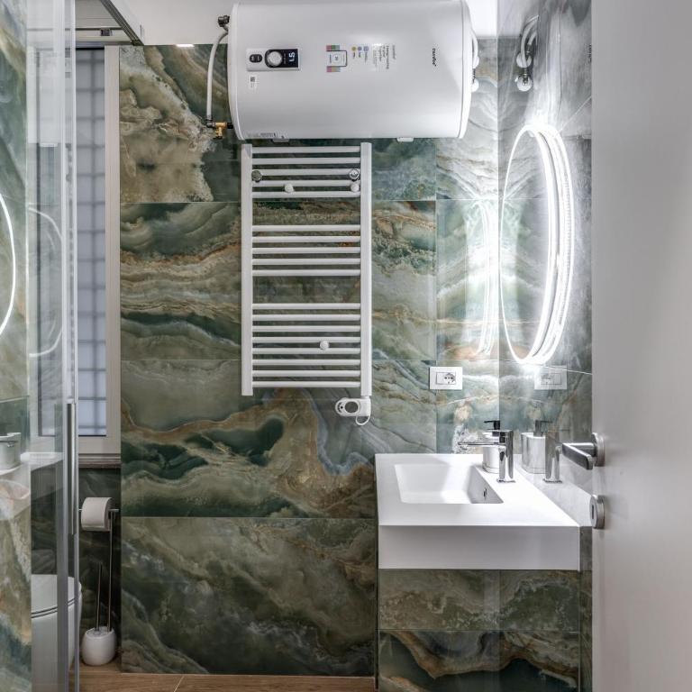 Dolce Vita Rooms - Camera Matrimoniale con Bagno Privato - 10