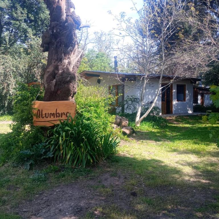 Alumbra - One-Bedroom House - 1