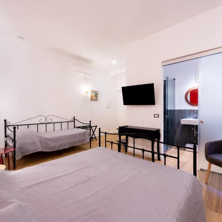 Rosalia e le altre - Triple Room with Private Bathroom - 6